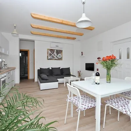 Ivkovic Apartment