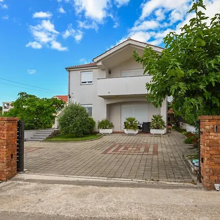 Ivkovic Appartamento Zara